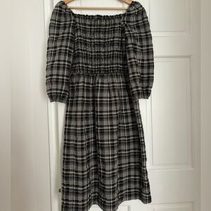 LOFT Black and White Checkered Long Sleeve Dress